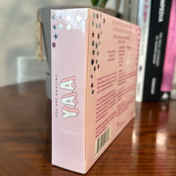 Y.A.A. Body Oils Set Lavender, Rose, & Daisy - Picture 3 of 5